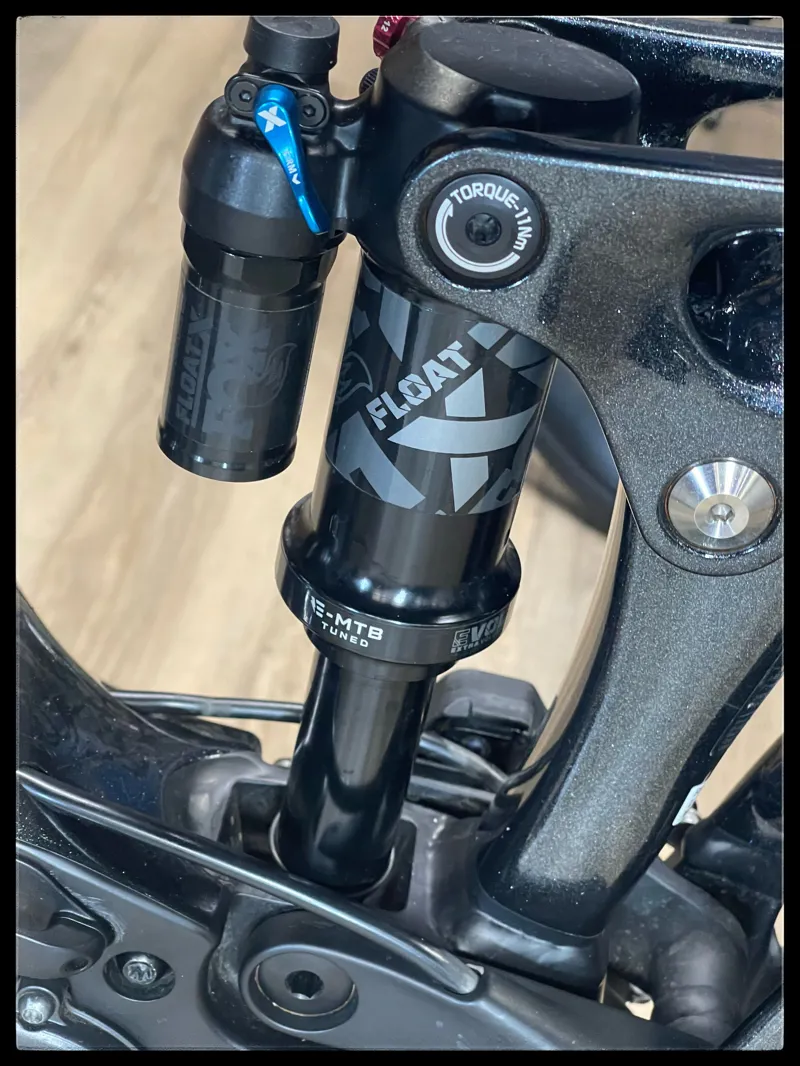 Reign E+ 2 MX Pro 25km/h Large Black Diamond / Black-9